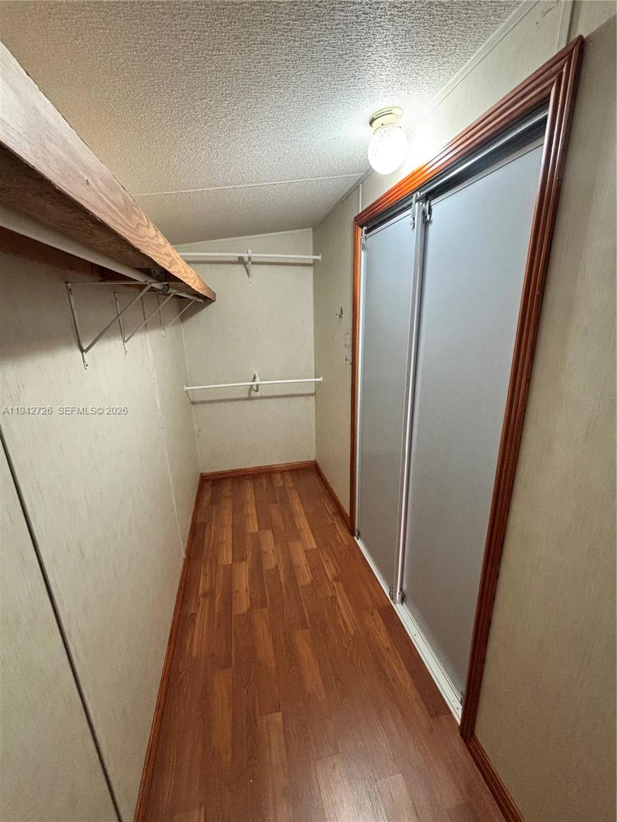 MODEL LAND CO - Residential