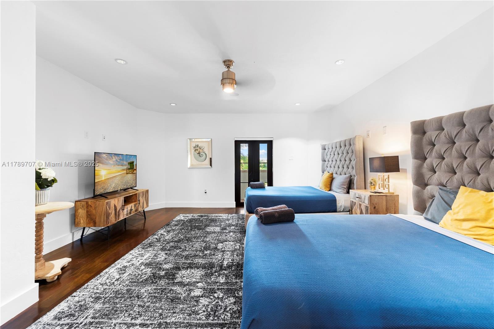 BAYSHORE ESTATES - Residential Lease