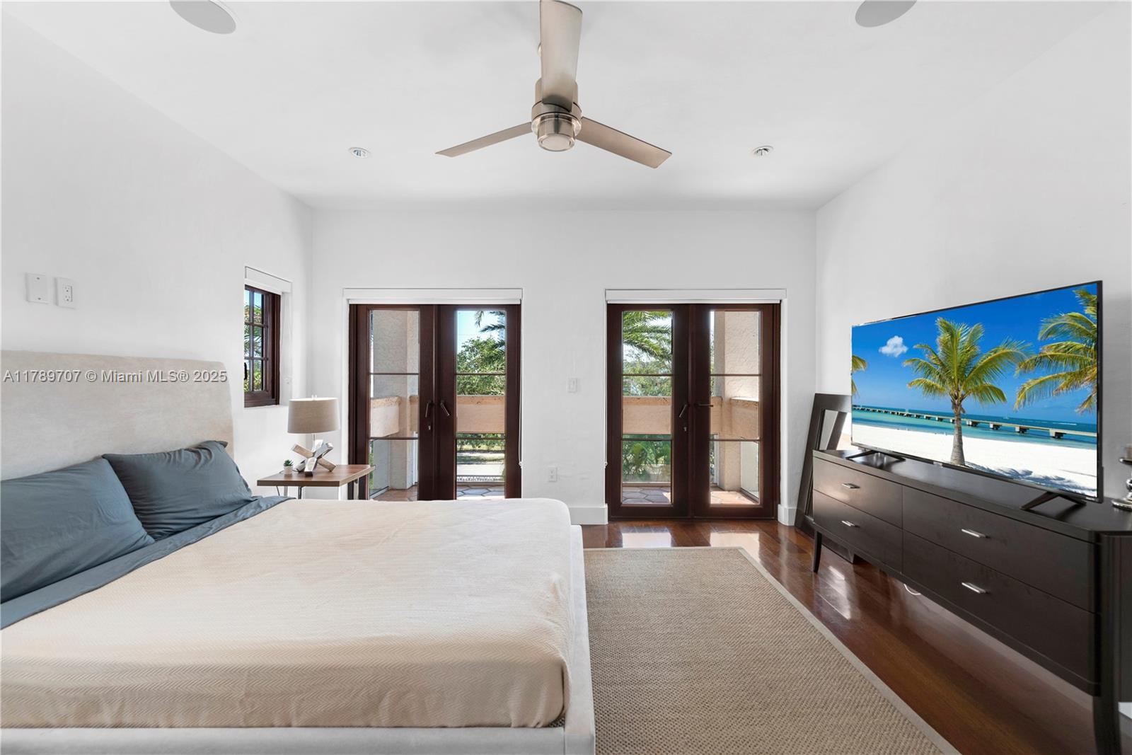 BAYSHORE ESTATES - Residential Lease