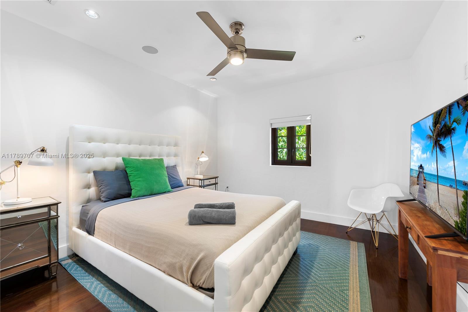 BAYSHORE ESTATES - Residential Lease