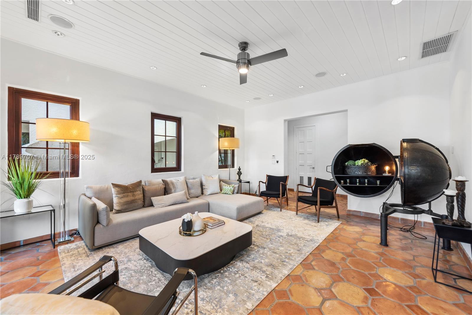 BAYSHORE ESTATES - Residential Lease