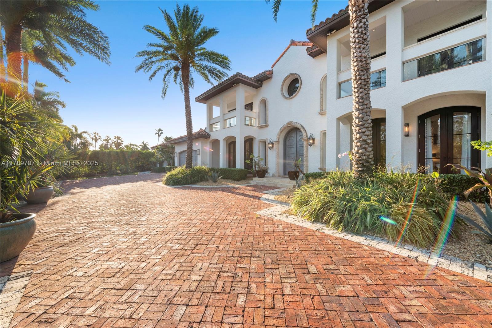 BAYSHORE ESTATES - Residential Lease