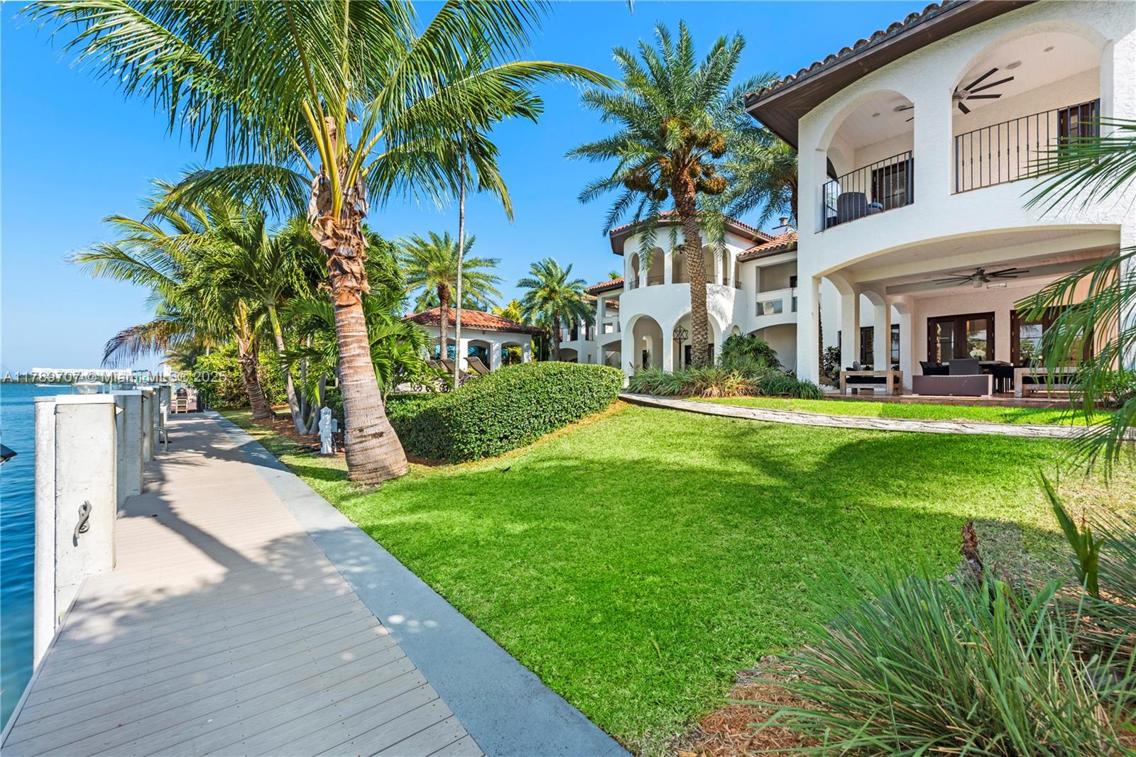 BAYSHORE ESTATES - Residential Lease