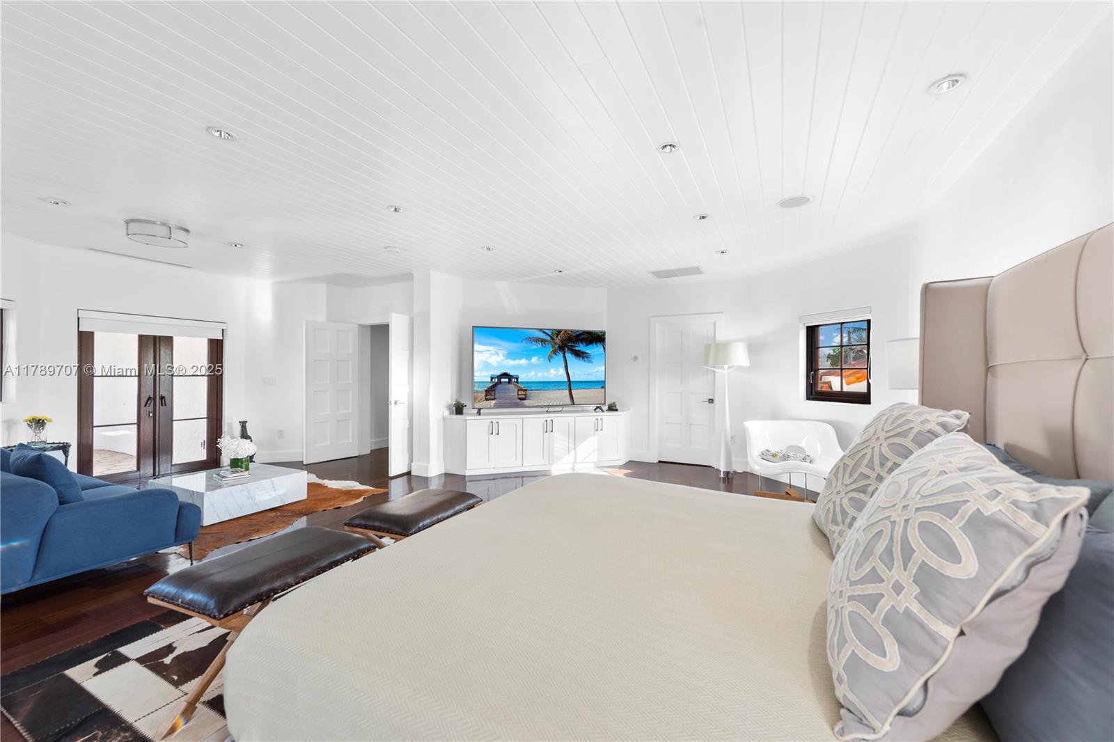 BAYSHORE ESTATES - Residential Lease