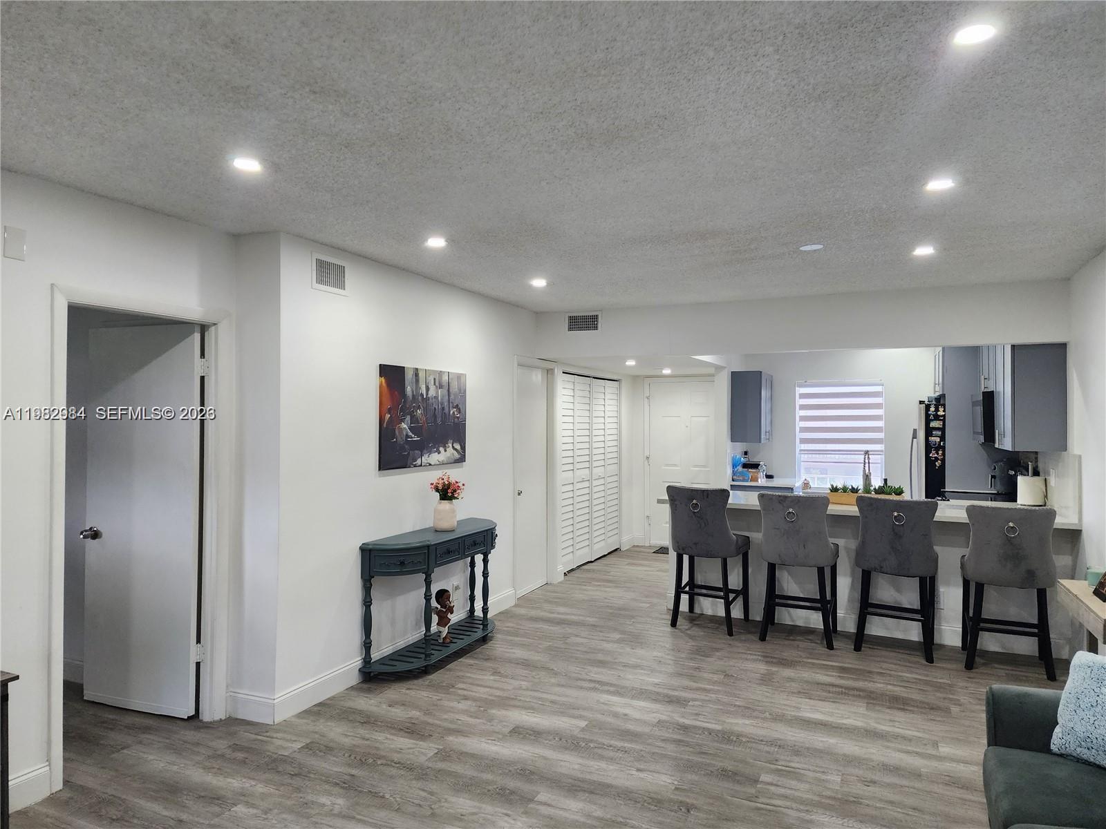 ORIOLE GARDENS 25 CONDO - Residential