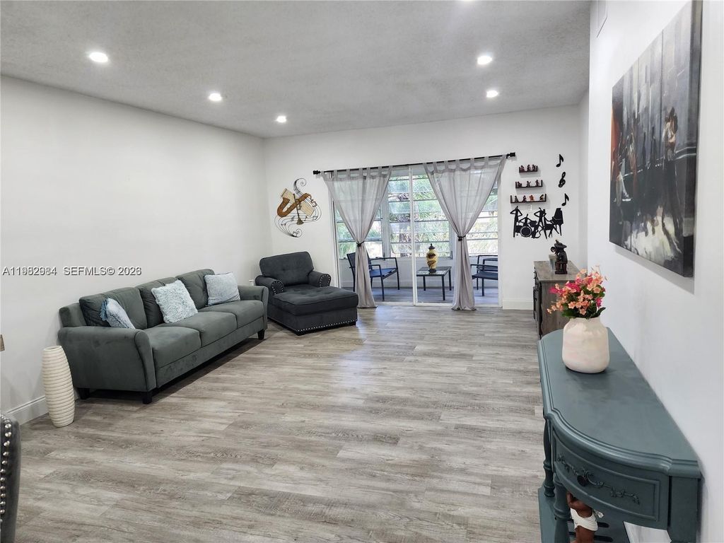 Photo of 7605 NW 4th Pl #206, Margate, FL 33063 (MLS # A11982984)