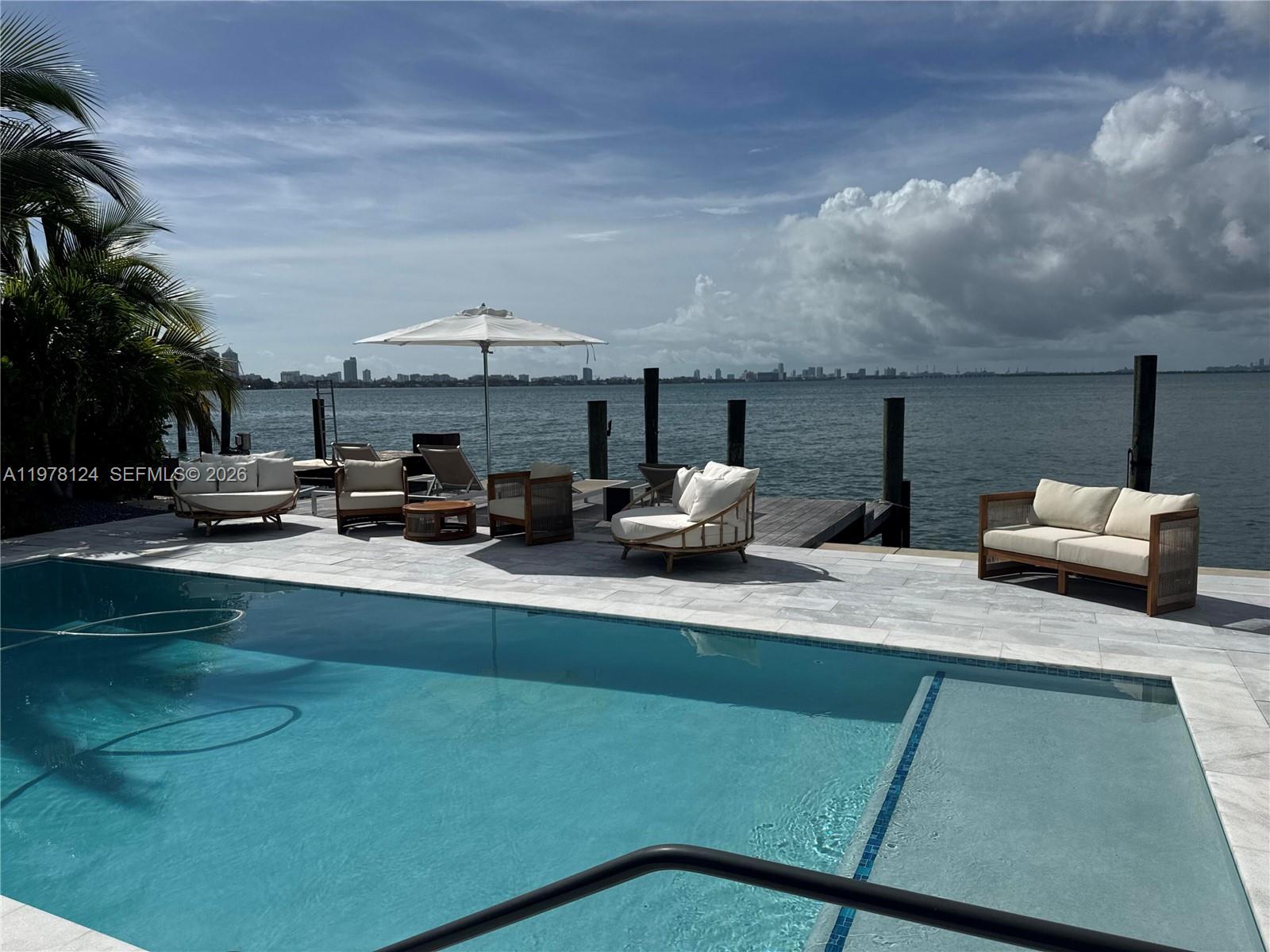 ISLE OF NORMANDY MIAMI VI - Residential