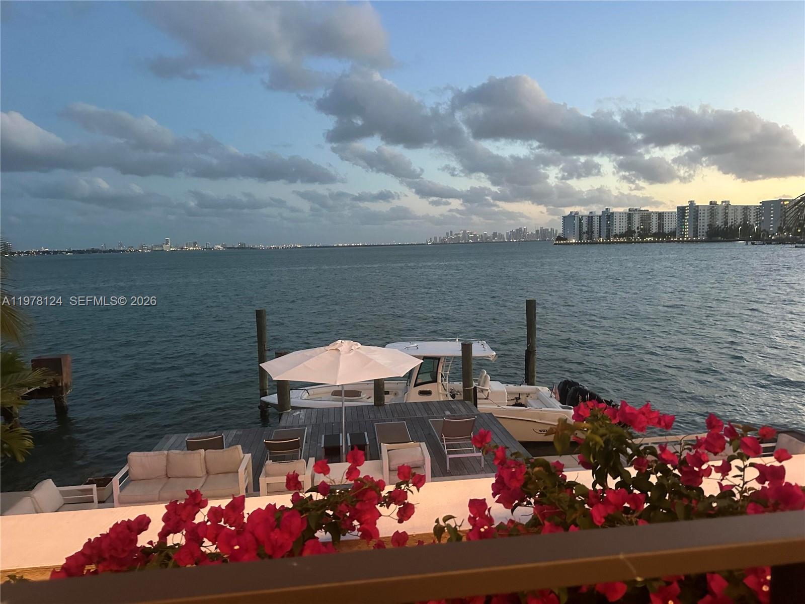ISLE OF NORMANDY MIAMI VI - Residential