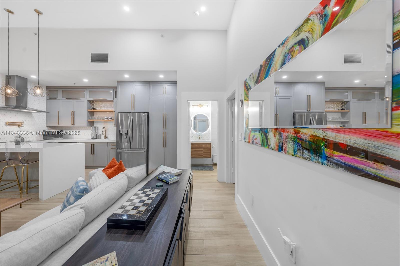 THE NOLOBI CONDO - Residential