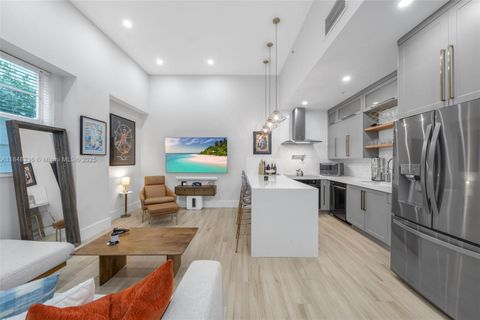 935 Euclid Ave 5 Miami Beach FL 33139