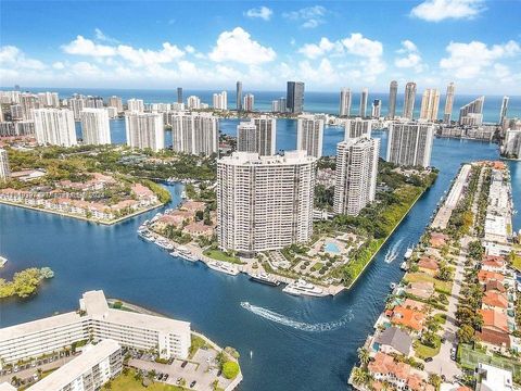 Photo of 1000 Island Blvd #1105, Aventura, FL 33160 (MLS # A11513387)