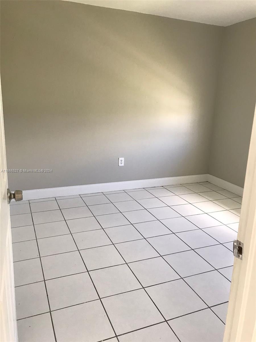 MONTEREY VILLAGE-TWO COND - Residential