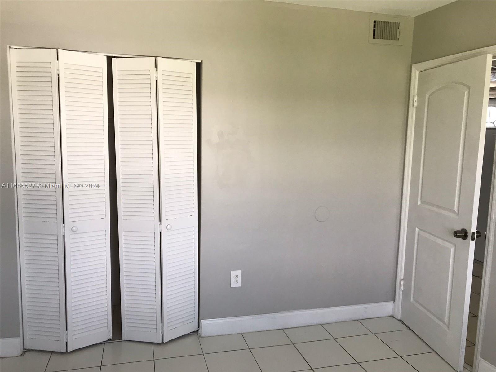 MONTEREY VILLAGE-TWO COND - Residential