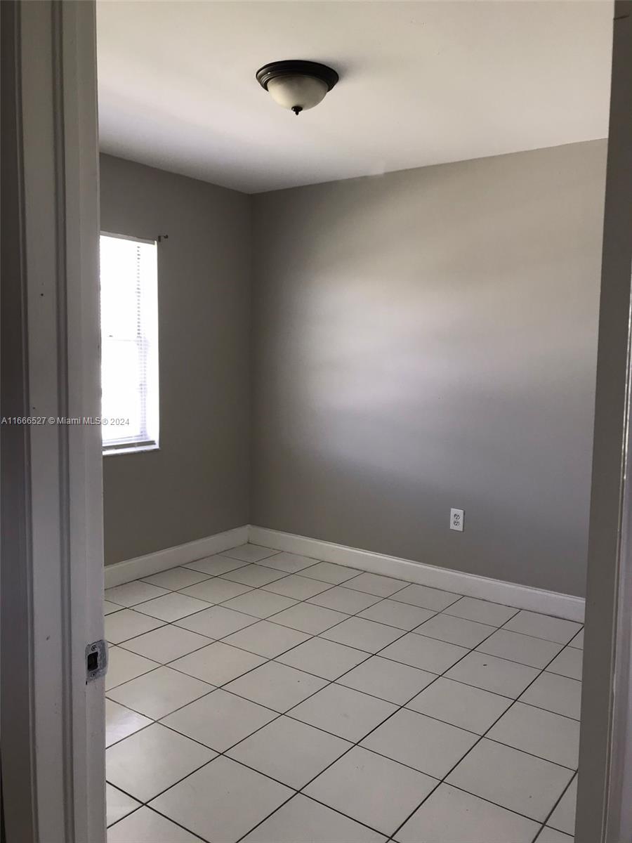 MONTEREY VILLAGE-TWO COND - Residential