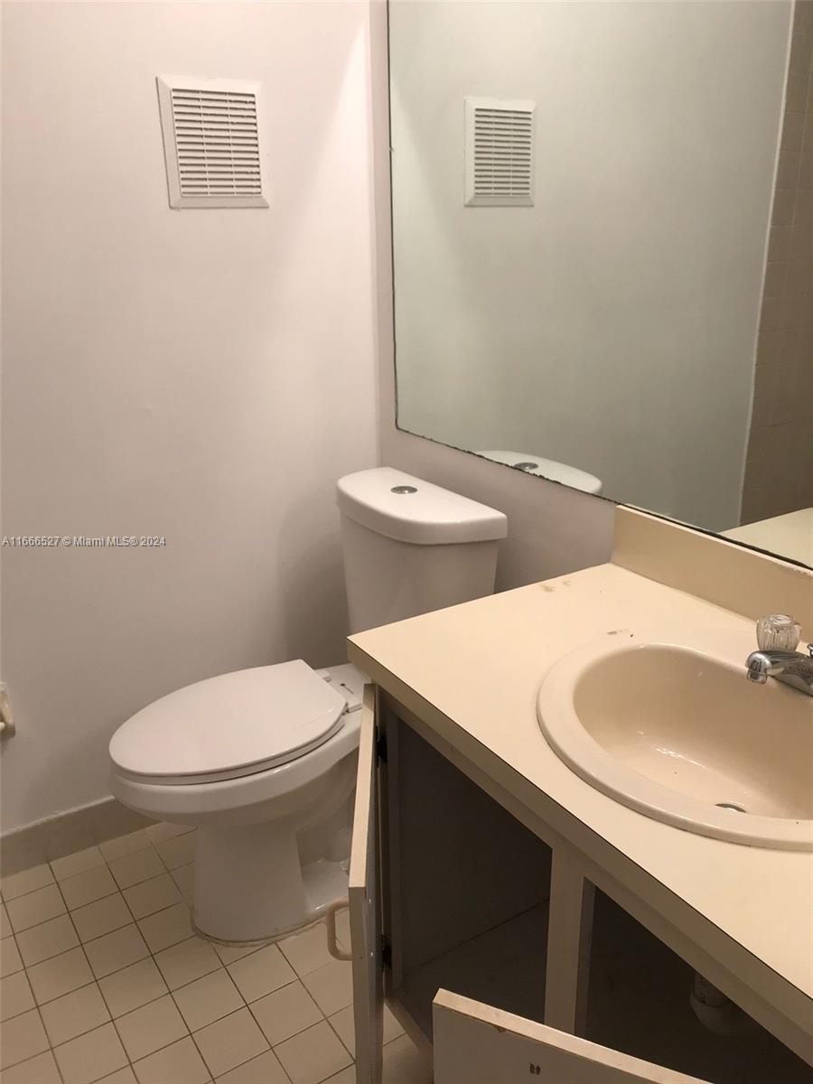 MONTEREY VILLAGE-TWO COND - Residential