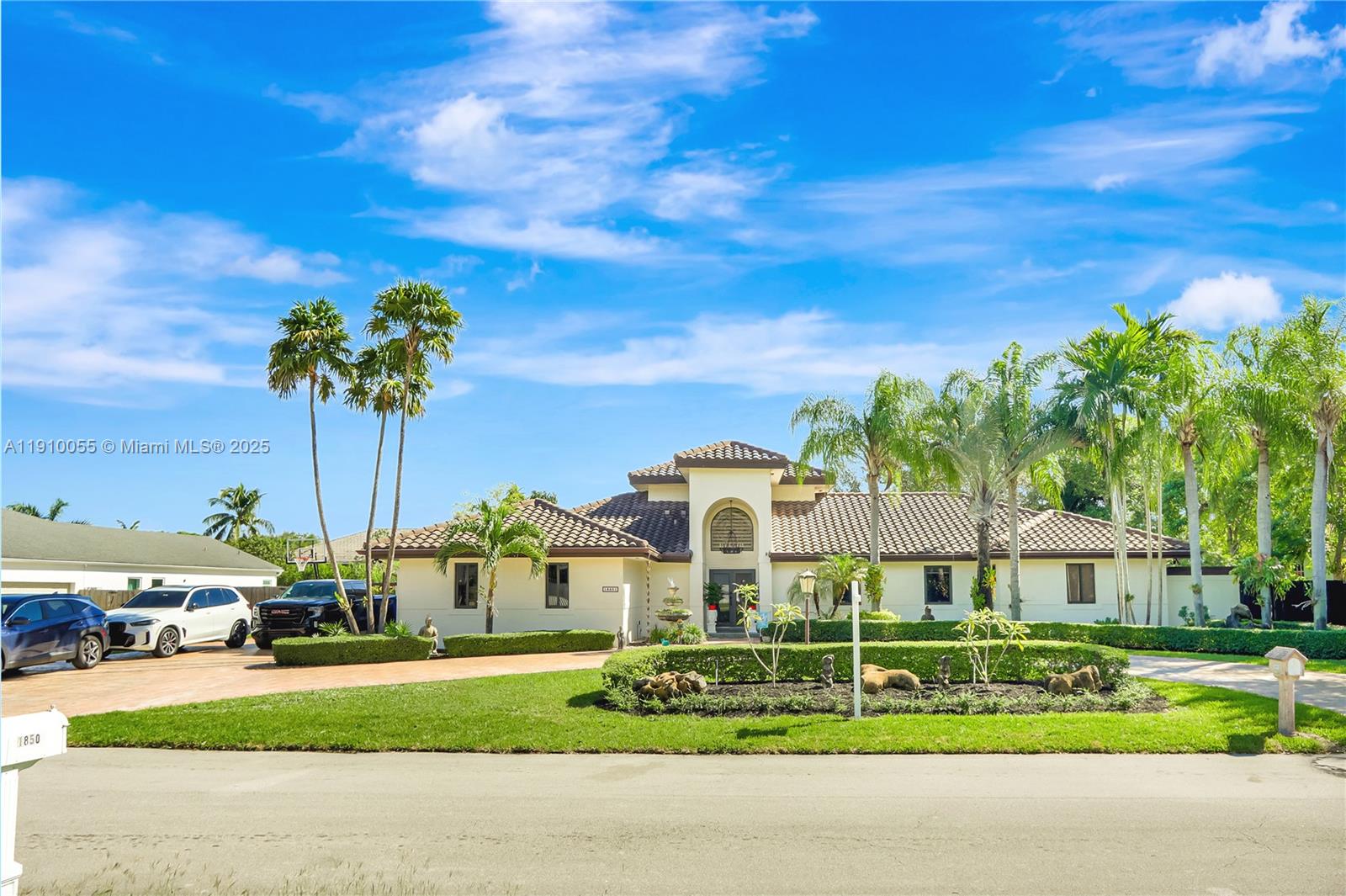 SOUTH GROVE - Residential