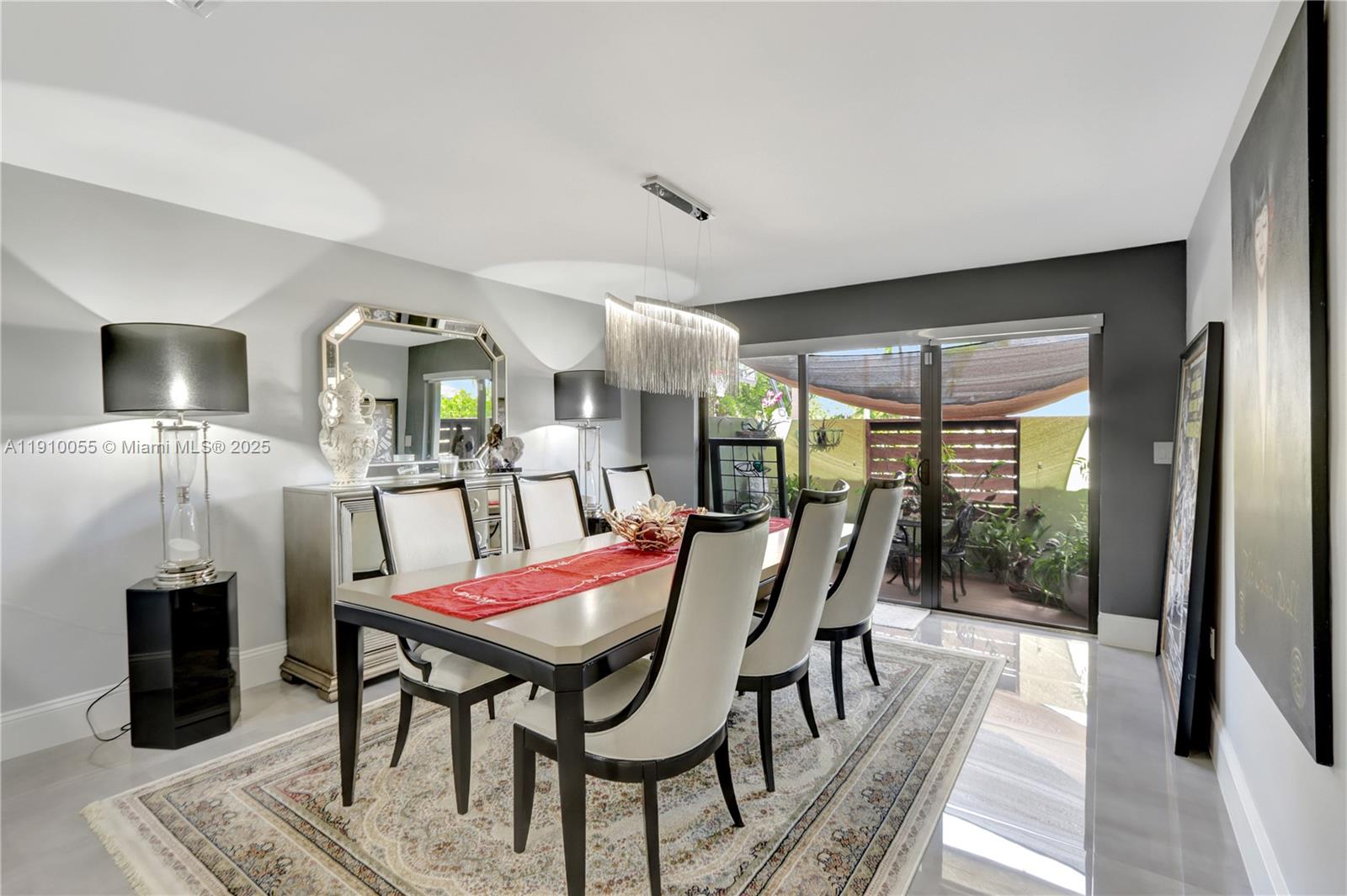 SOUTH GROVE - Residential