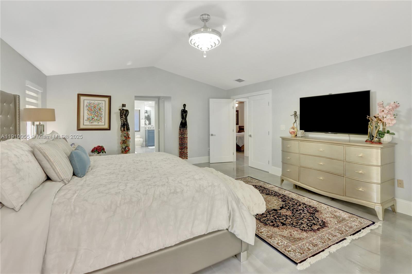 SOUTH GROVE - Residential