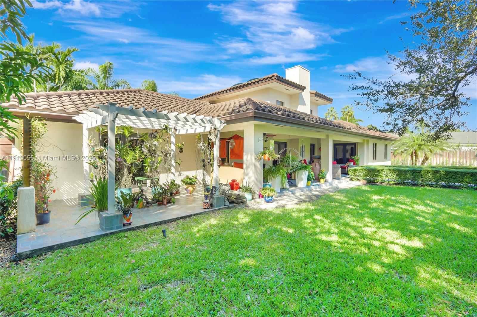 SOUTH GROVE - Residential