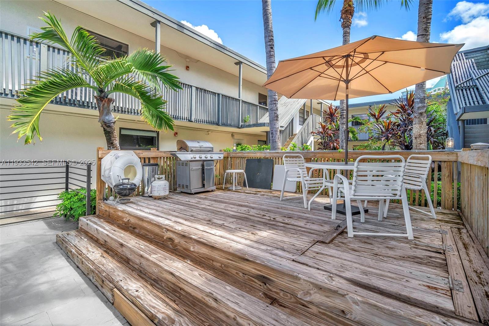 CHATEAU GROVE CONDO - Residential Lease