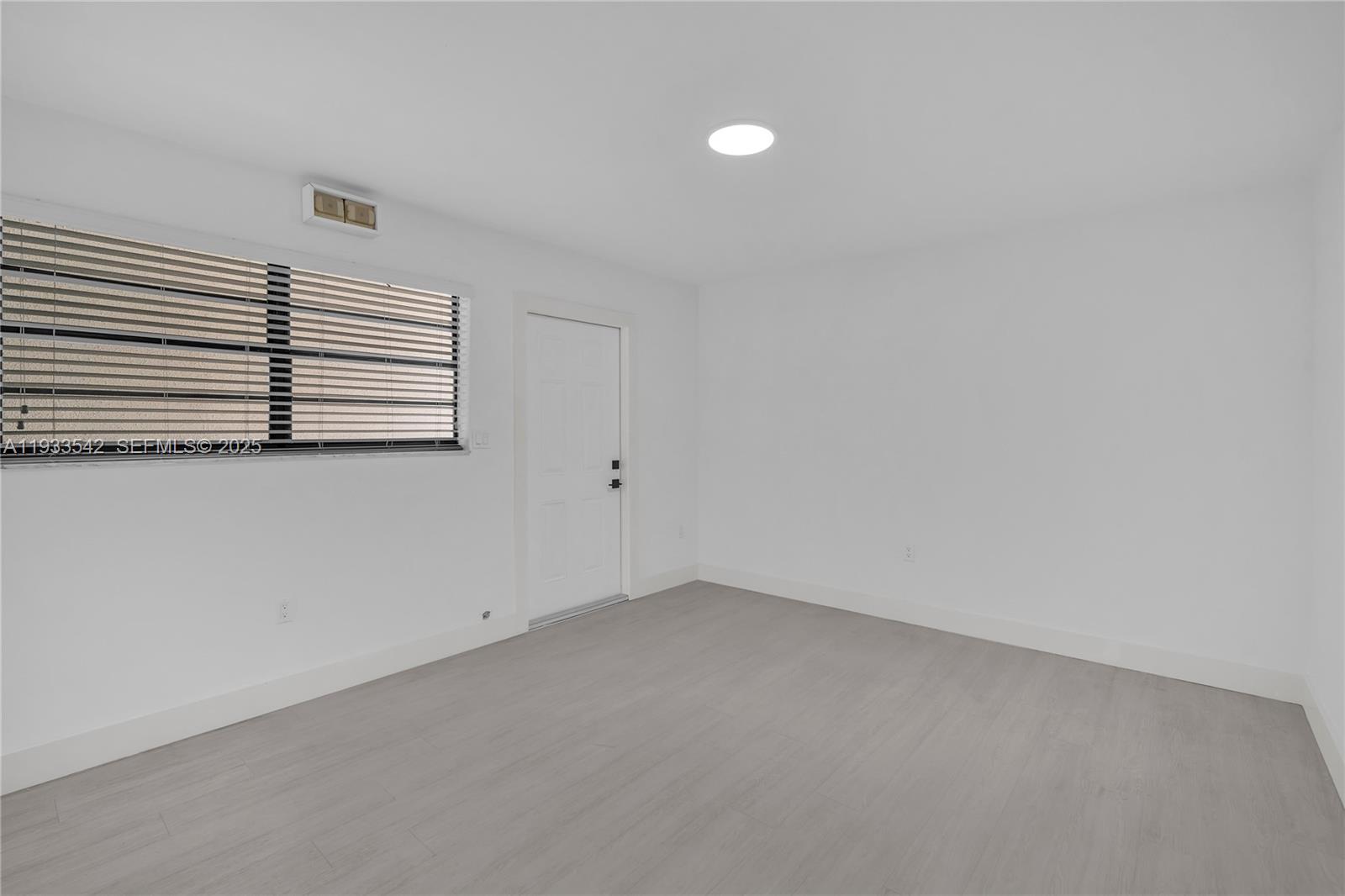 CHATEAU GROVE CONDO - Residential Lease