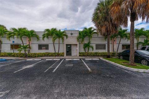 8135 NW 33rd St 8135 Doral FL 33122