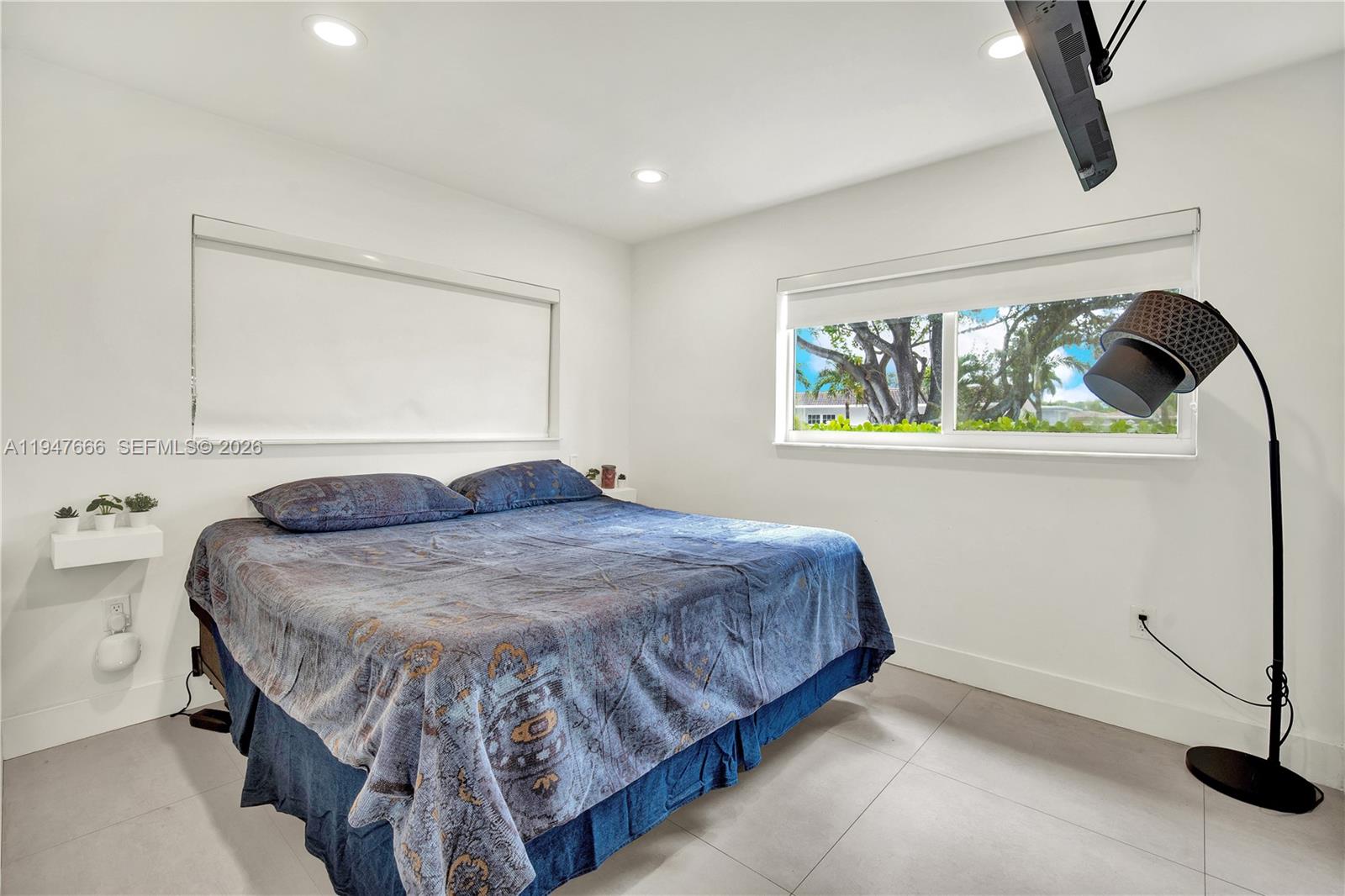 HIGHLAND GARDENS - Residential