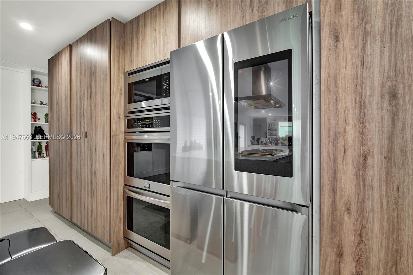 HIGHLAND GARDENS - Residential