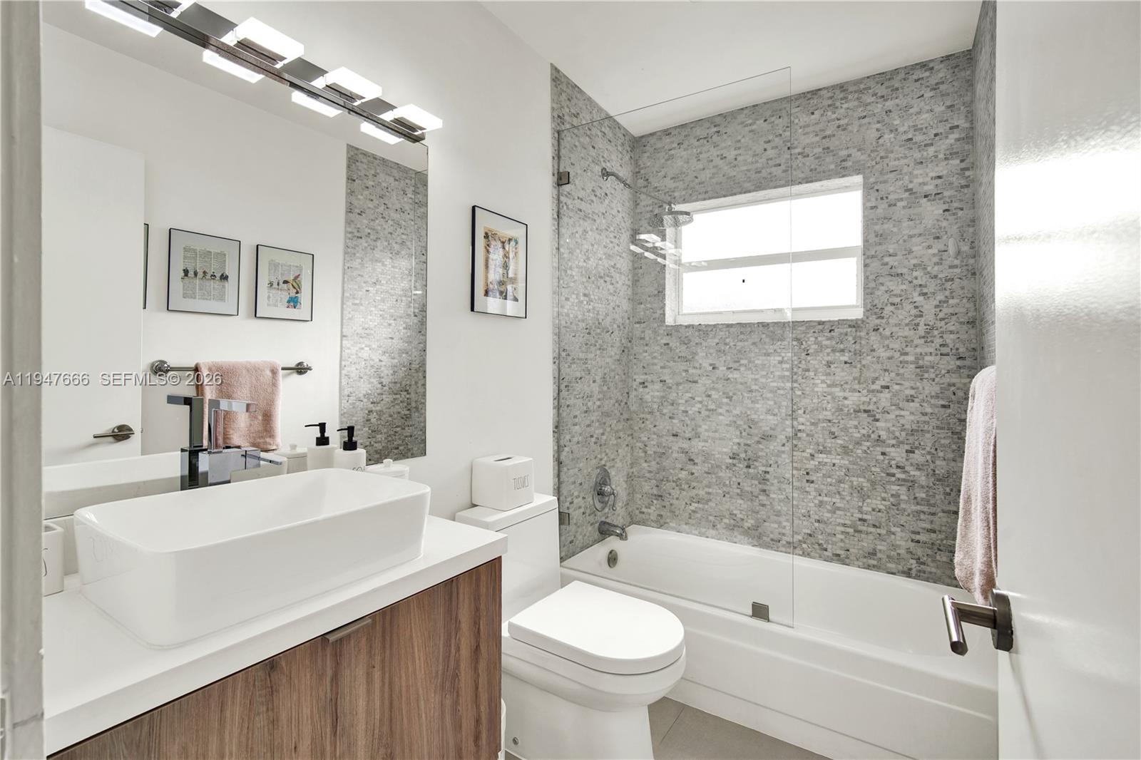 HIGHLAND GARDENS - Residential