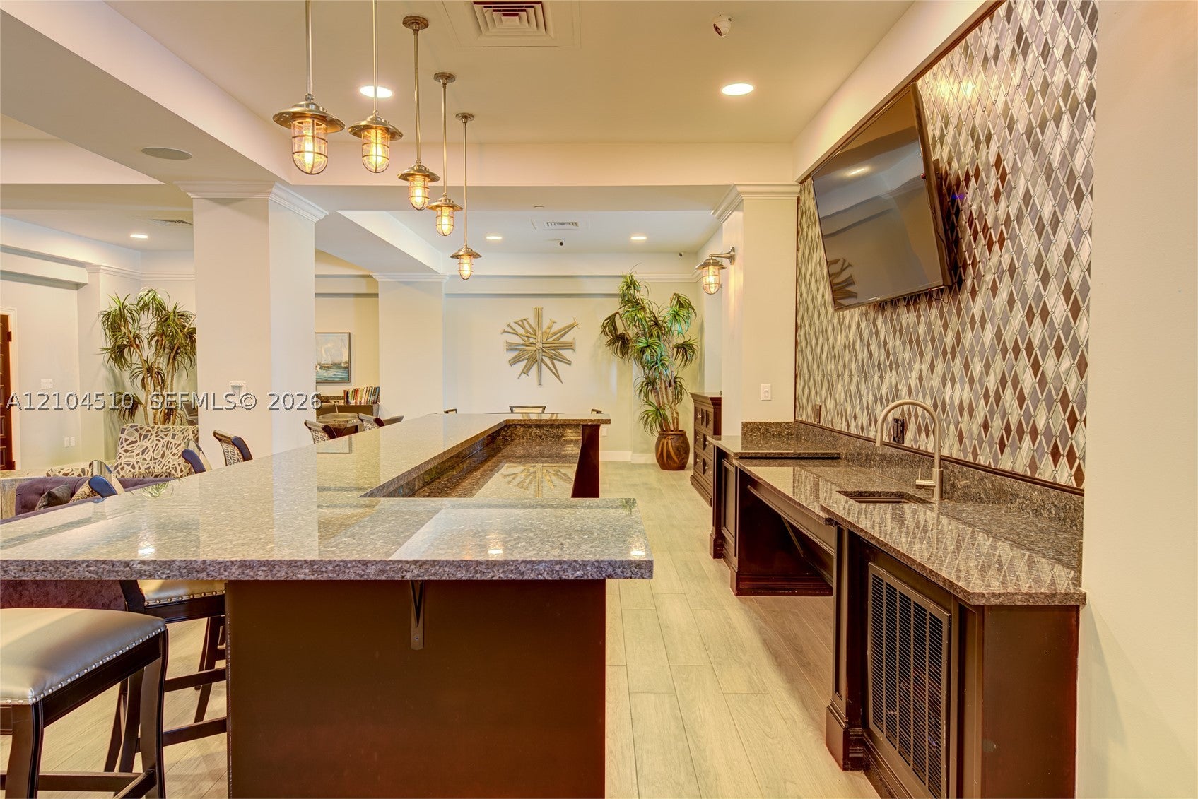2501 S Ocean Dr 1006
