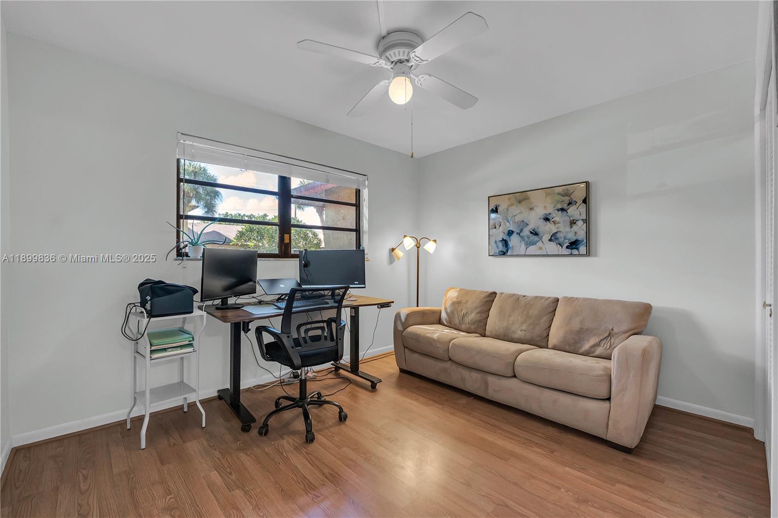 CONDOMINIUM 13 OF LIGHTHO - Residential