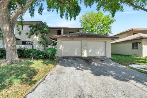 1759 NE 39th Ct 1301 Pompano Beach FL 33064