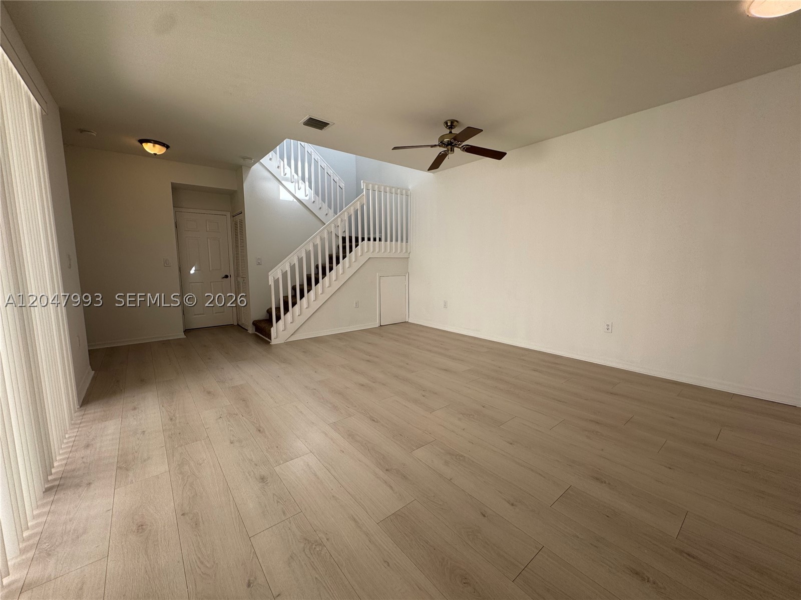 1595 Seagrape Way -