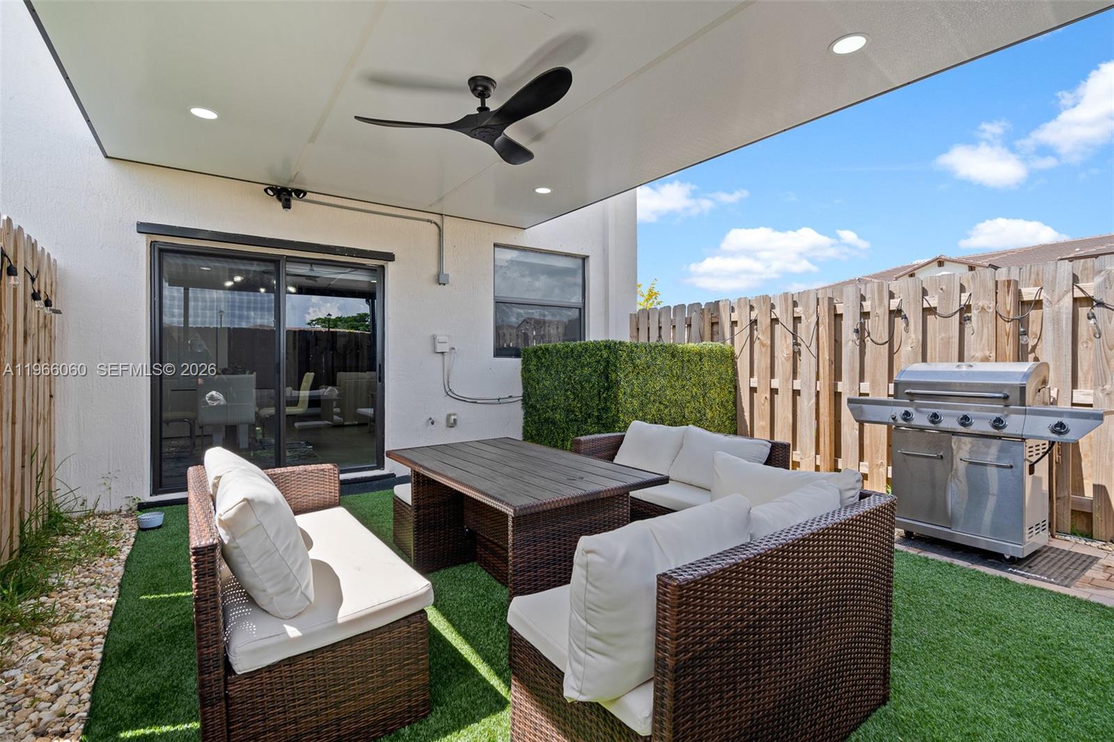 ENCLAVE SOUTH PHASE 2 - Residential