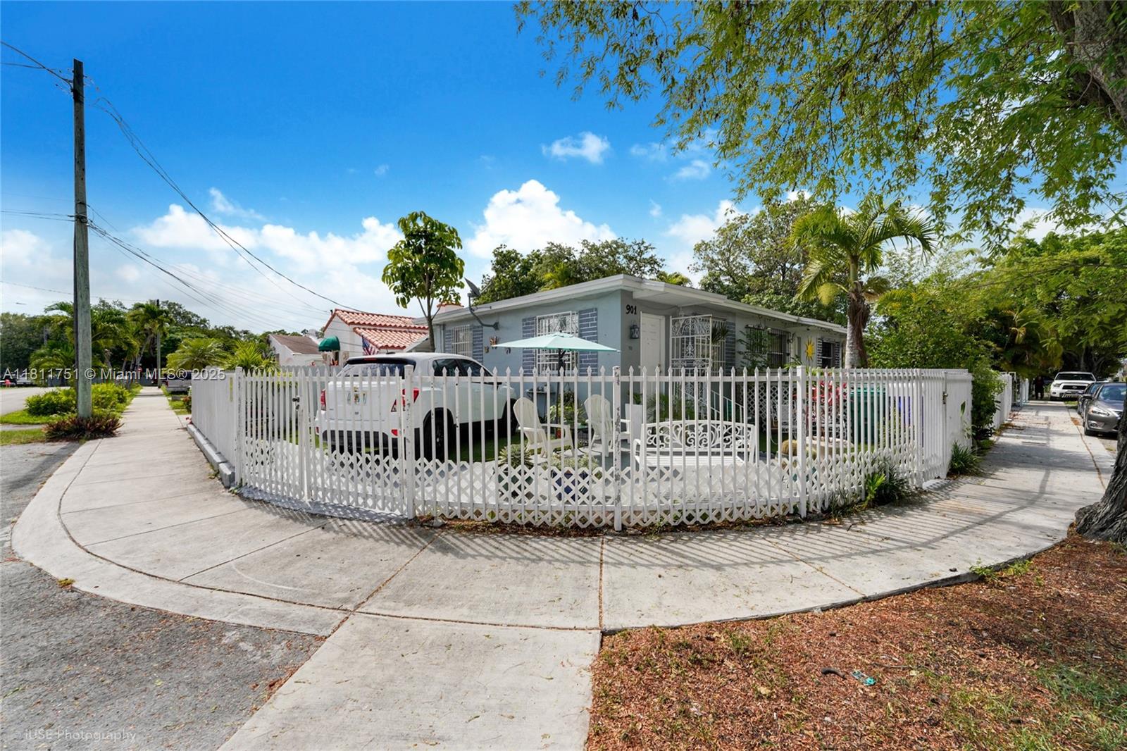 901 SW 34th Ave
