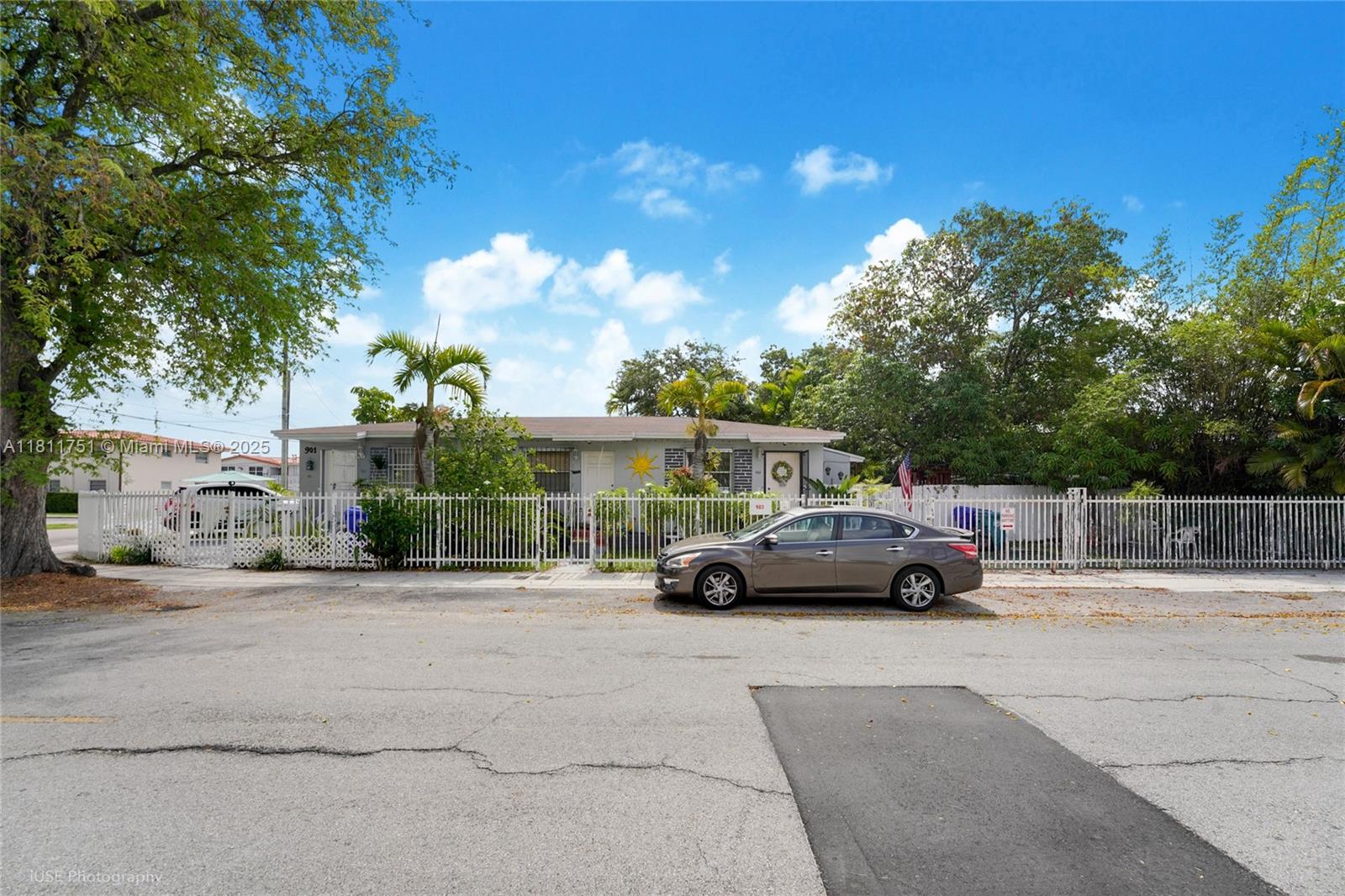 901 SW 34th Ave