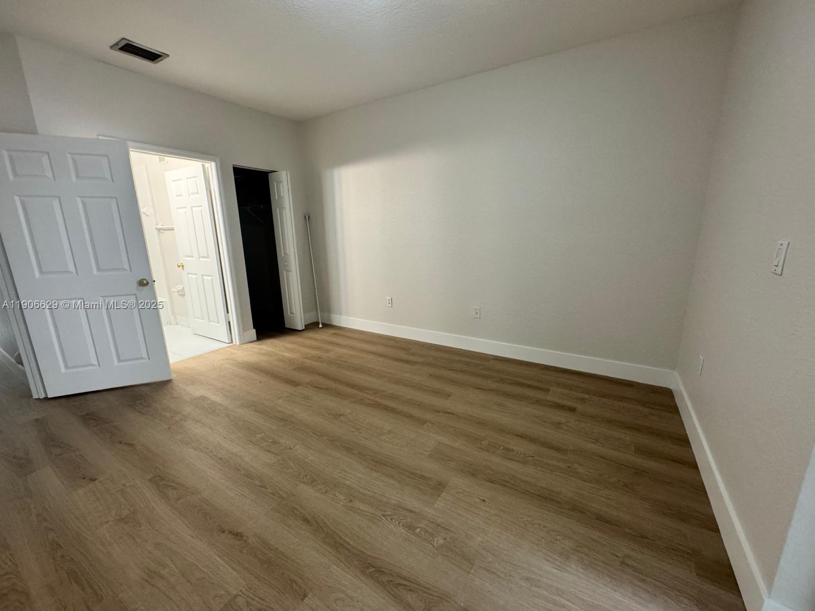 LAS BRISAS AT DORAL CONDO - Residential Lease