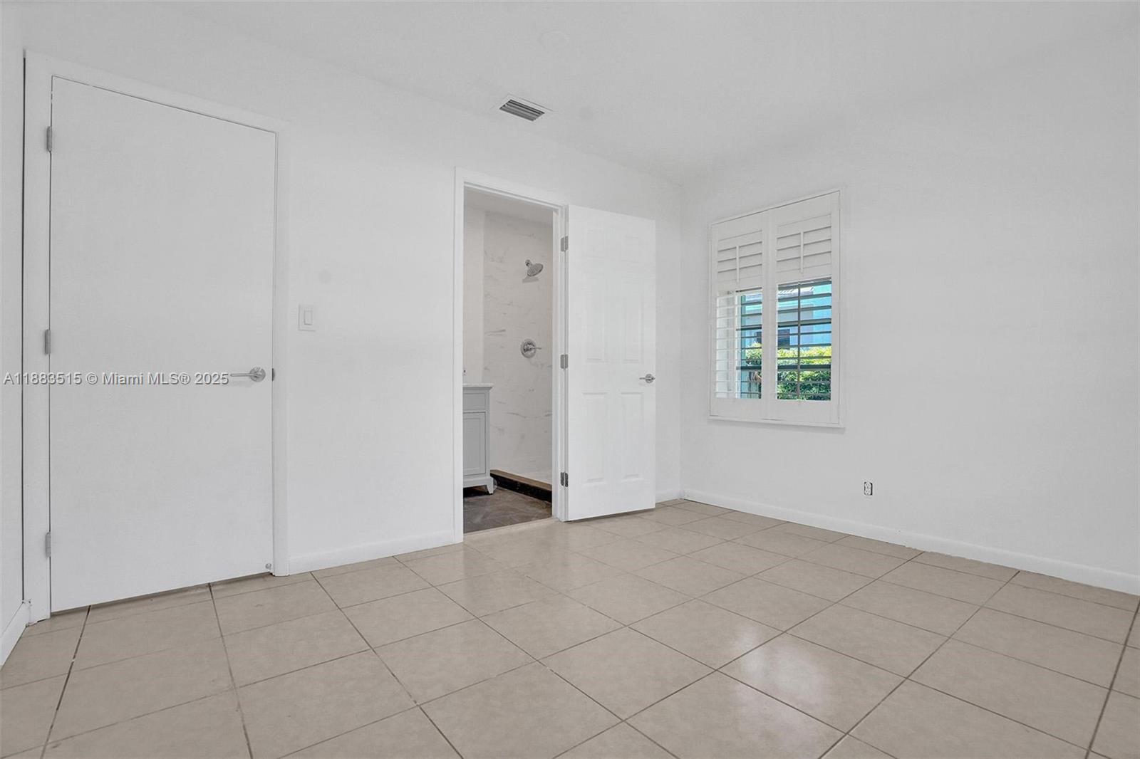 HOLLYWOOD LAKES SEC - Residential Lease