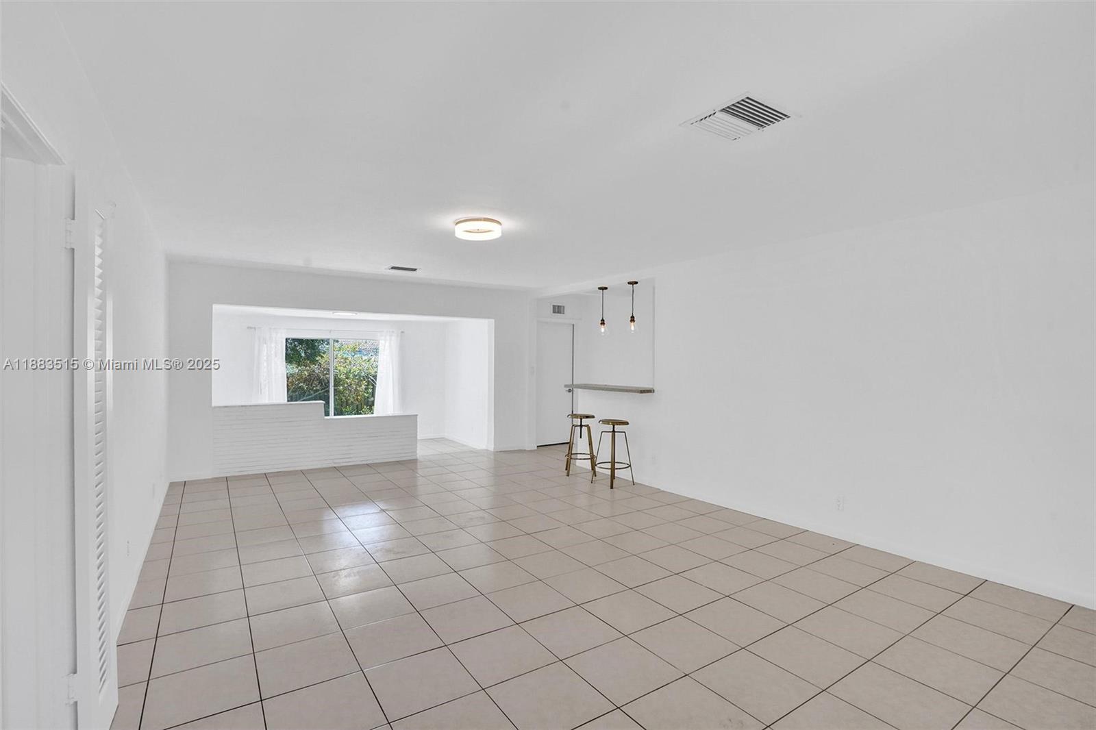 HOLLYWOOD LAKES SEC - Residential Lease