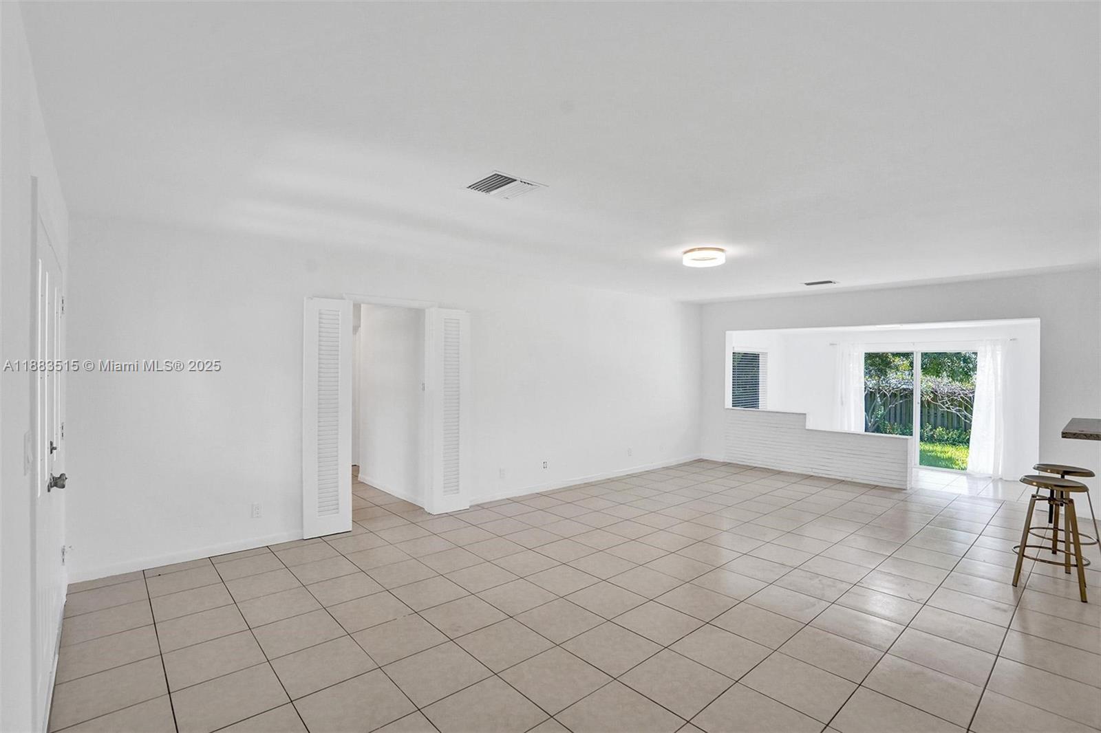 HOLLYWOOD LAKES SEC - Residential Lease