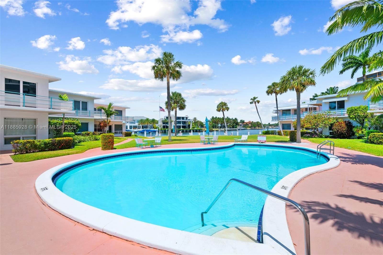 HARBOR CLUB OF FORT LAUDE - Residential