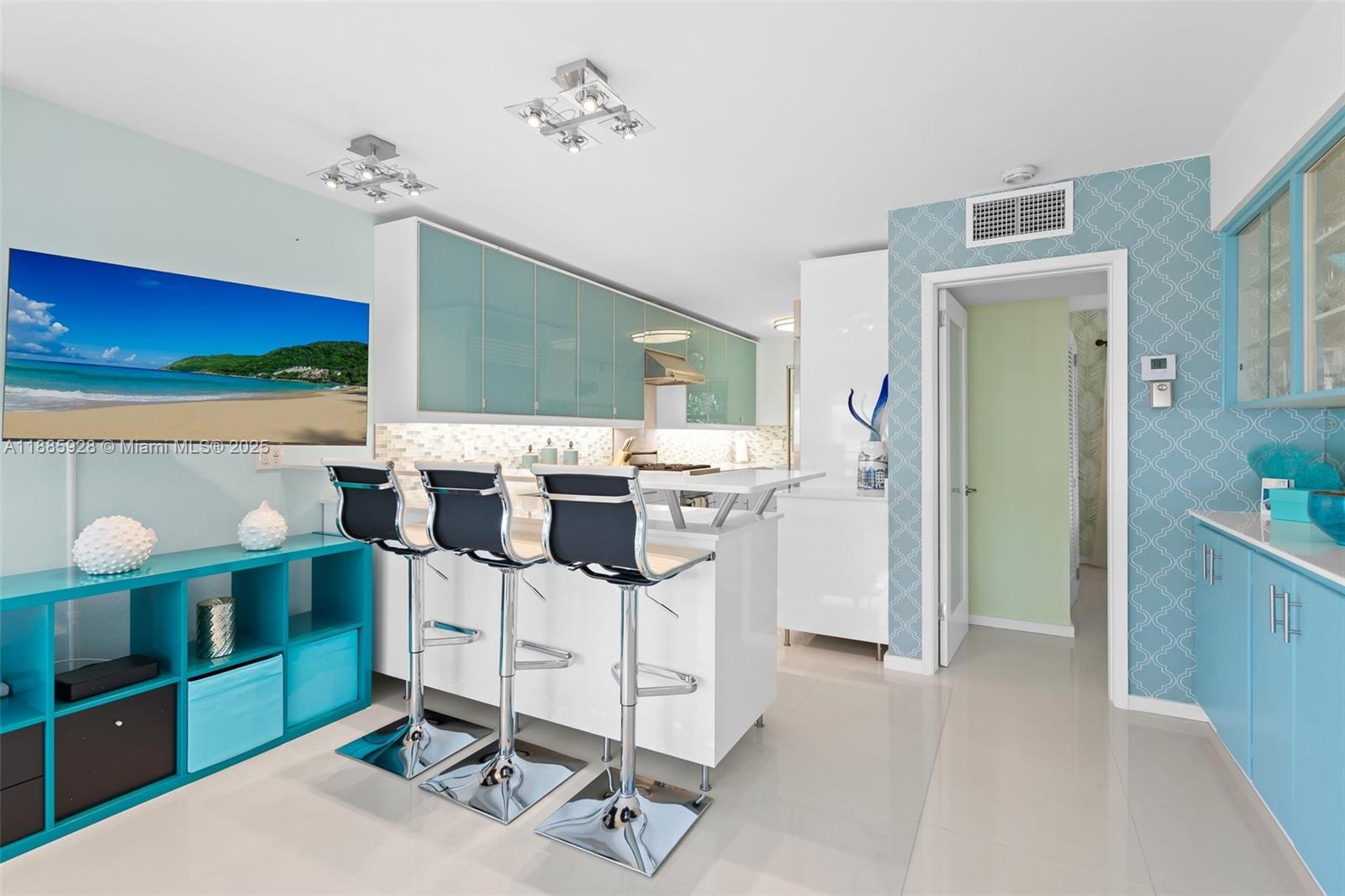HARBOR CLUB OF FORT LAUDE - Residential
