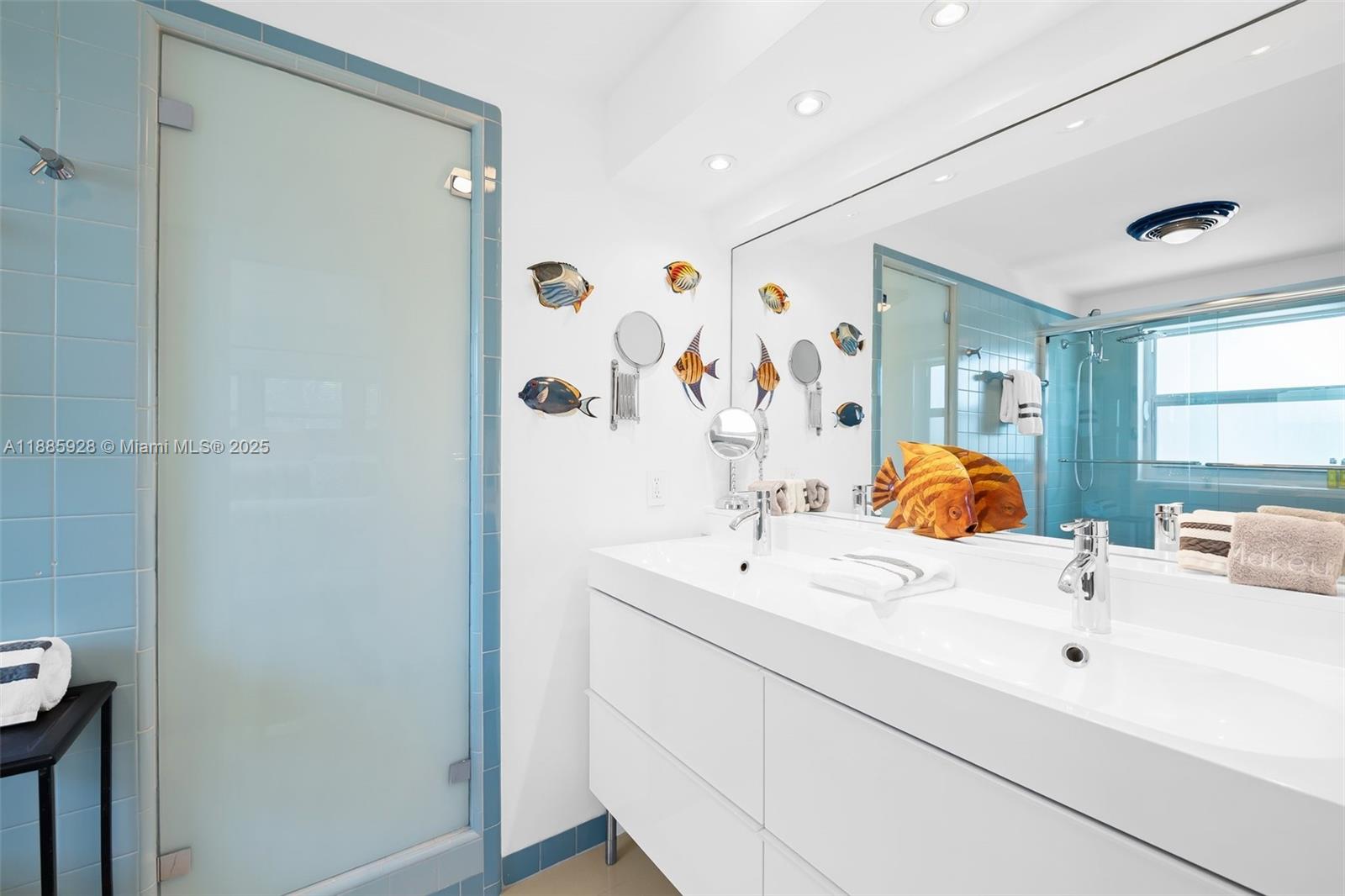 HARBOR CLUB OF FORT LAUDE - Residential