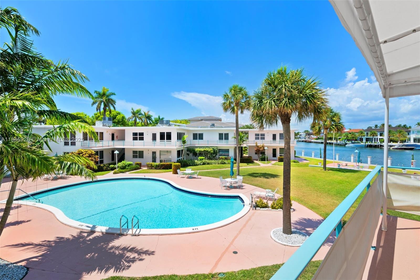 HARBOR CLUB OF FORT LAUDE - Residential