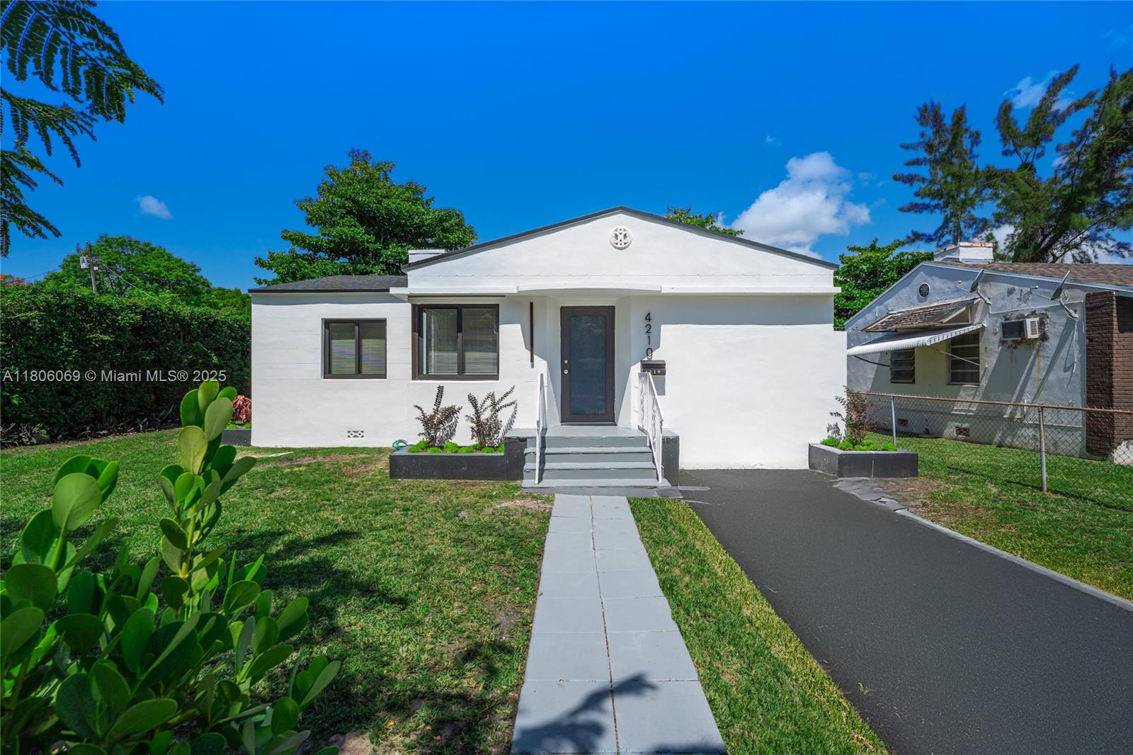 Rental Property at 4210 Nw 11th Ave, Miami, Broward County, Florida - Bedrooms: 3 
Bathrooms: 2  - $3,800 MO.