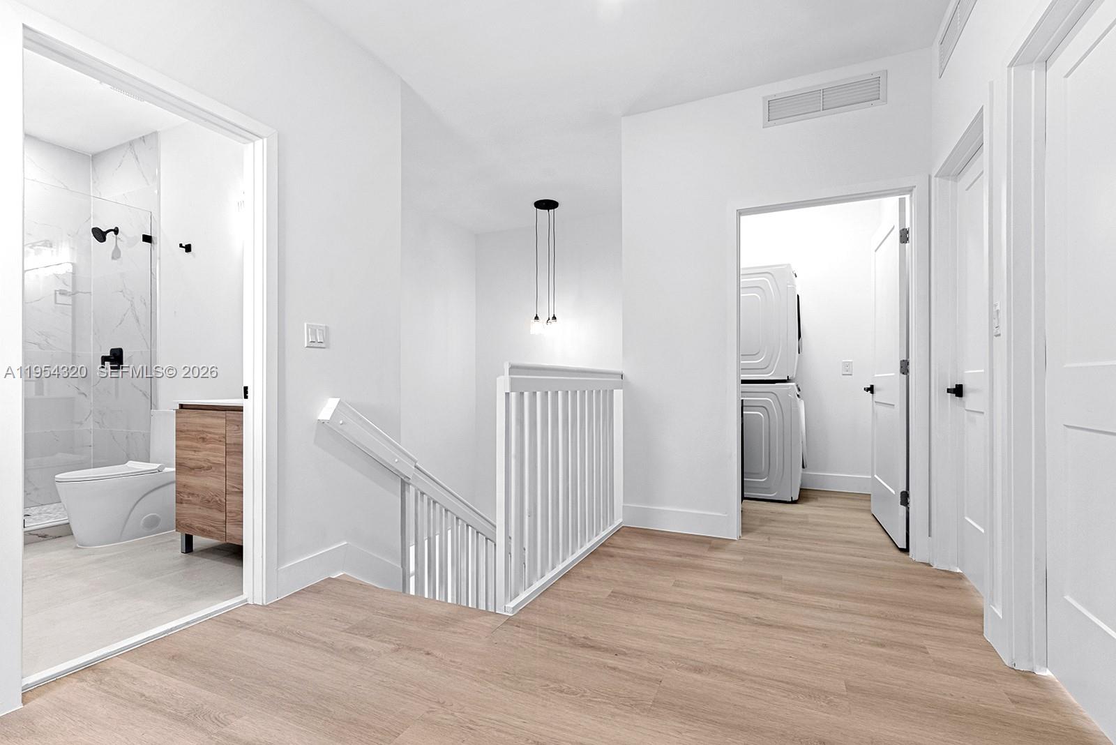 PREMIUM 13 CONDO - Residential