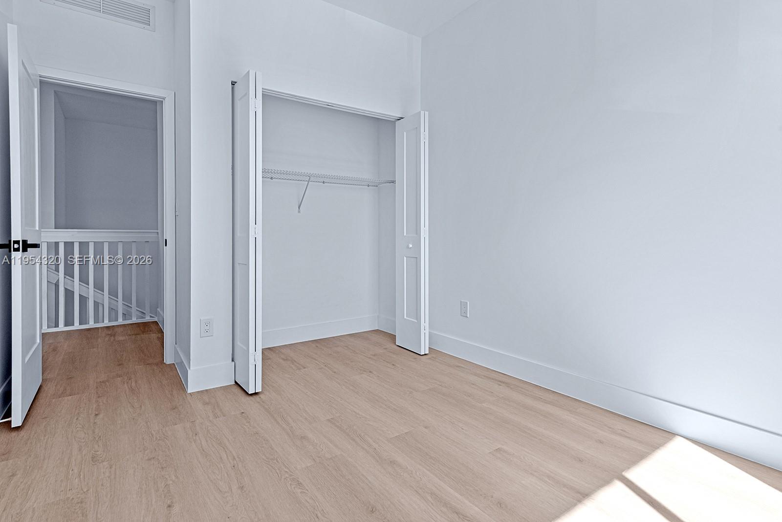 PREMIUM 13 CONDO - Residential