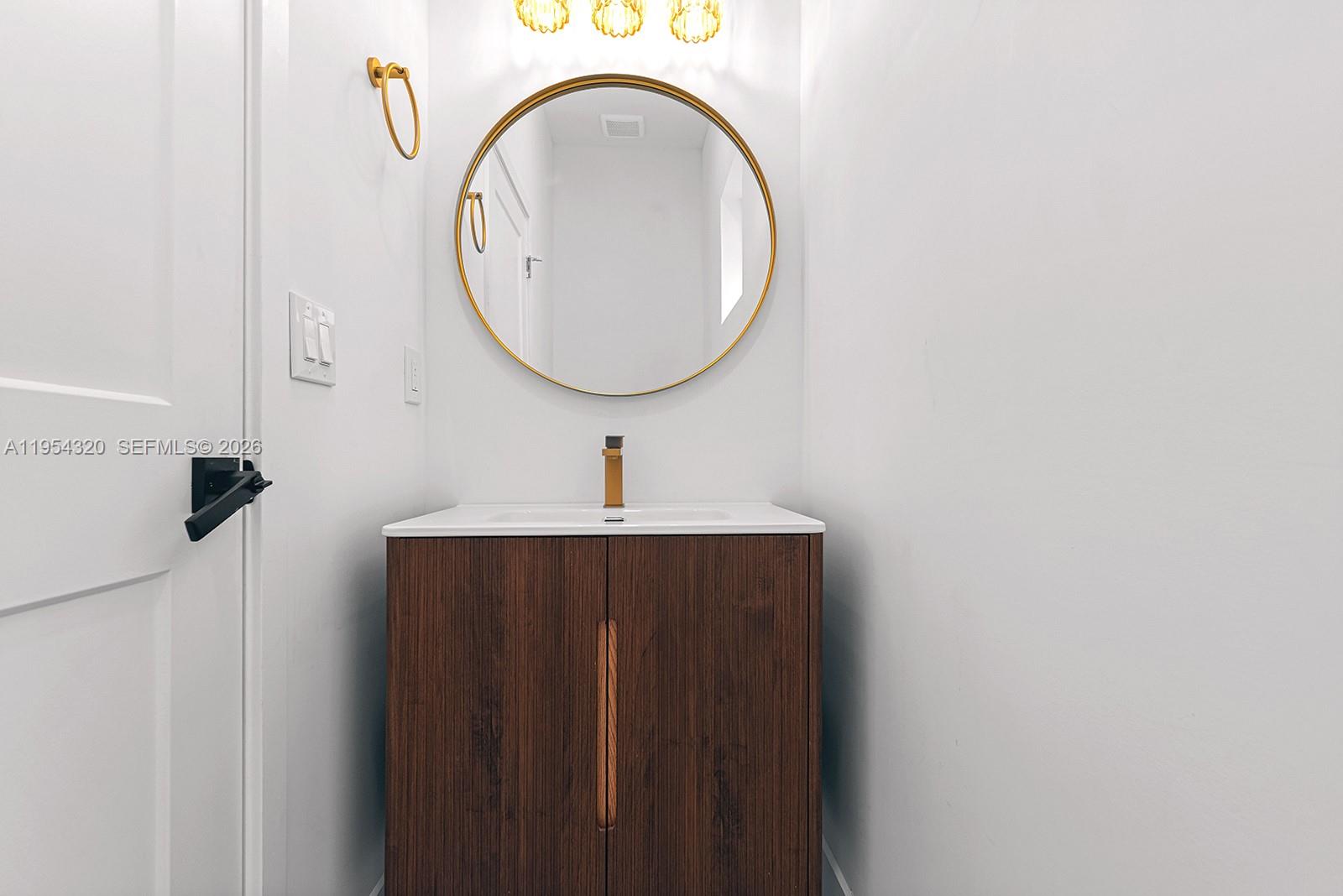 PREMIUM 13 CONDO - Residential