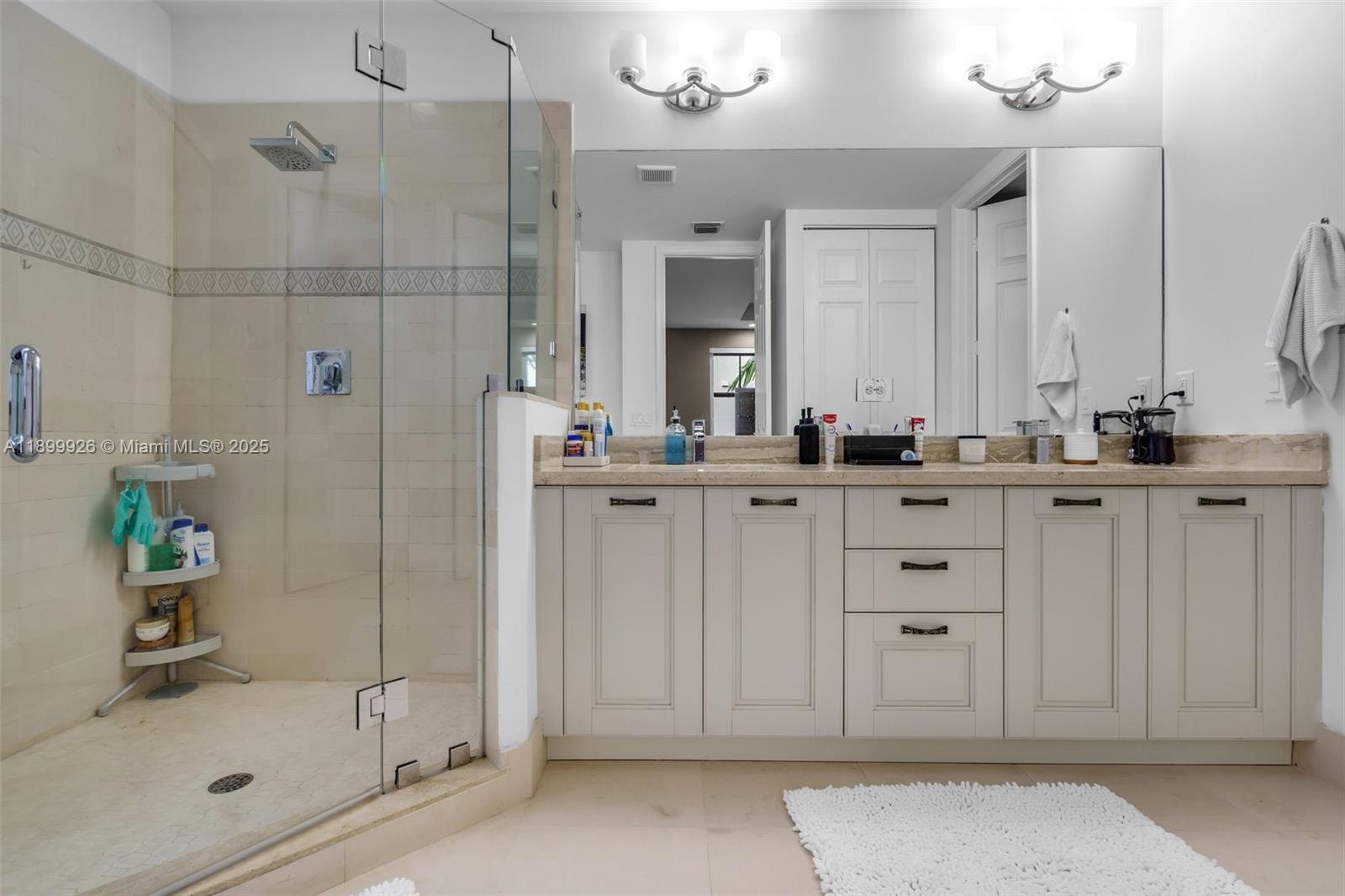 DOWNTOWN DORAL DUTCHER - Residential