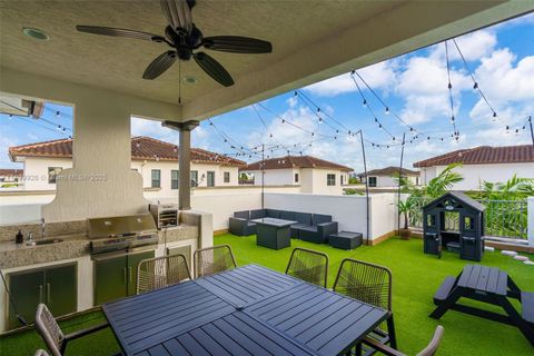 8449 NW 51st Ter Doral FL 33166